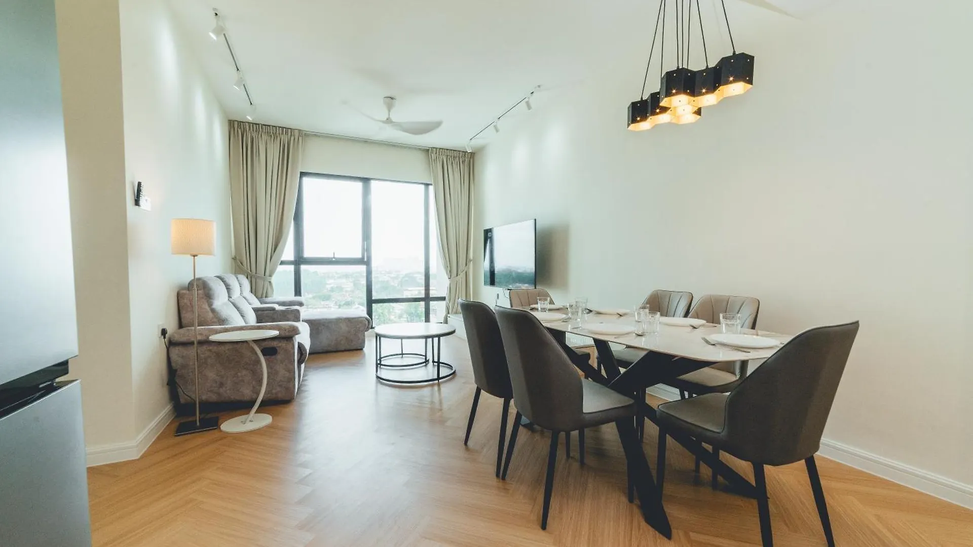 Mosaic Southkey Neonest 2Br 4Pax Midvalley By Our Stay Johor Bahru Apartment